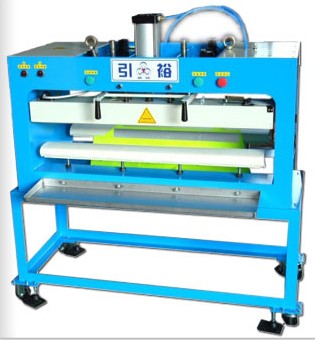 Reflective belt pressing machine